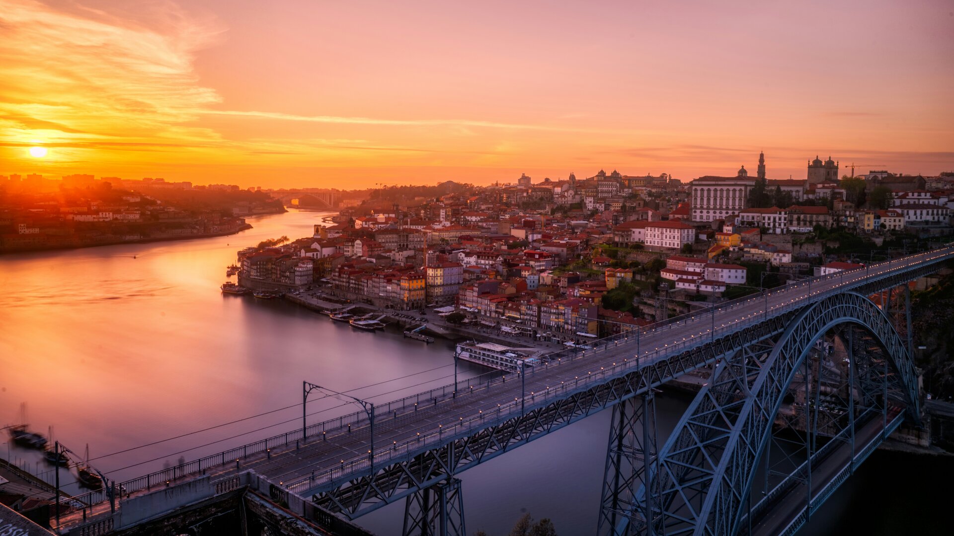 Porto Essentials Tour